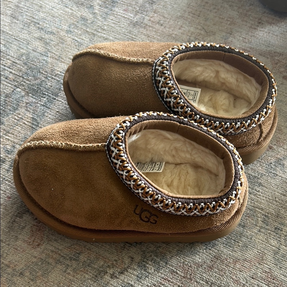 Kids UGG Tan Suede Slippers with Plush Lining